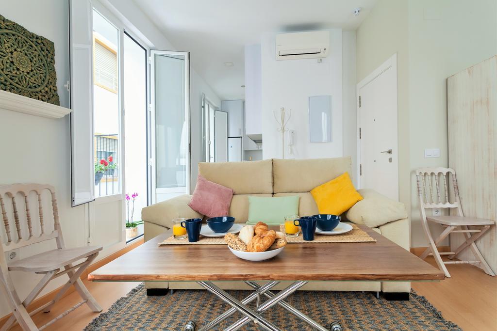 Hostly Acetres 1A Loft In City Center, Comunal Terrace, Fibre,Parking Optional Séville Extérieur photo