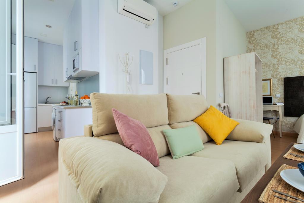 Hostly Acetres 1A Loft In City Center, Comunal Terrace, Fibre,Parking Optional Séville Extérieur photo