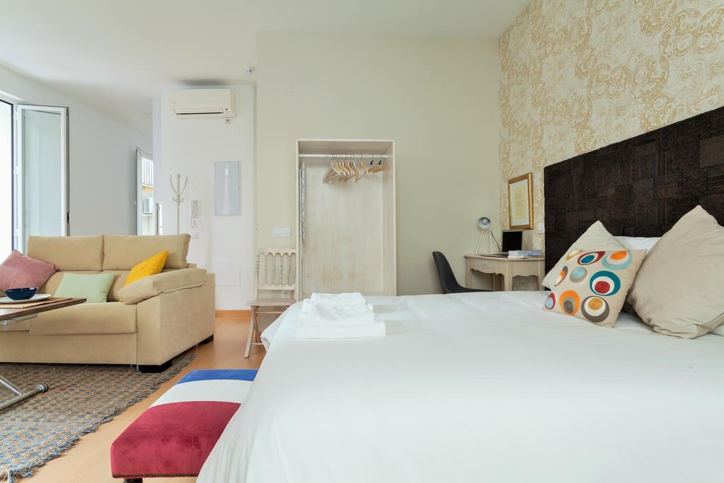 Hostly Acetres 1A Loft In City Center, Comunal Terrace, Fibre,Parking Optional Séville Extérieur photo