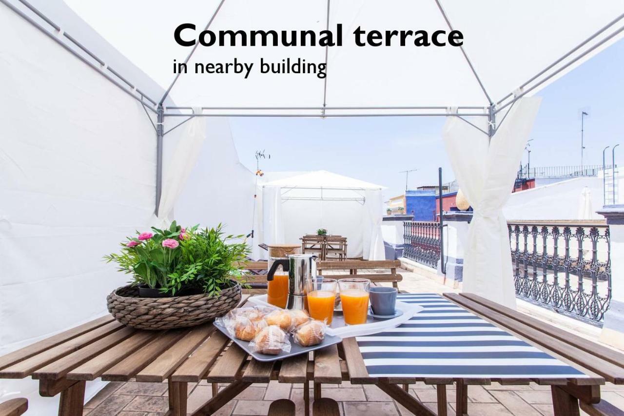 Hostly Acetres 1A Loft In City Center, Comunal Terrace, Fibre,Parking Optional Séville Extérieur photo
